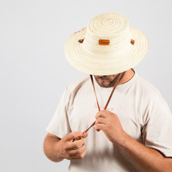 chapeau artisanale